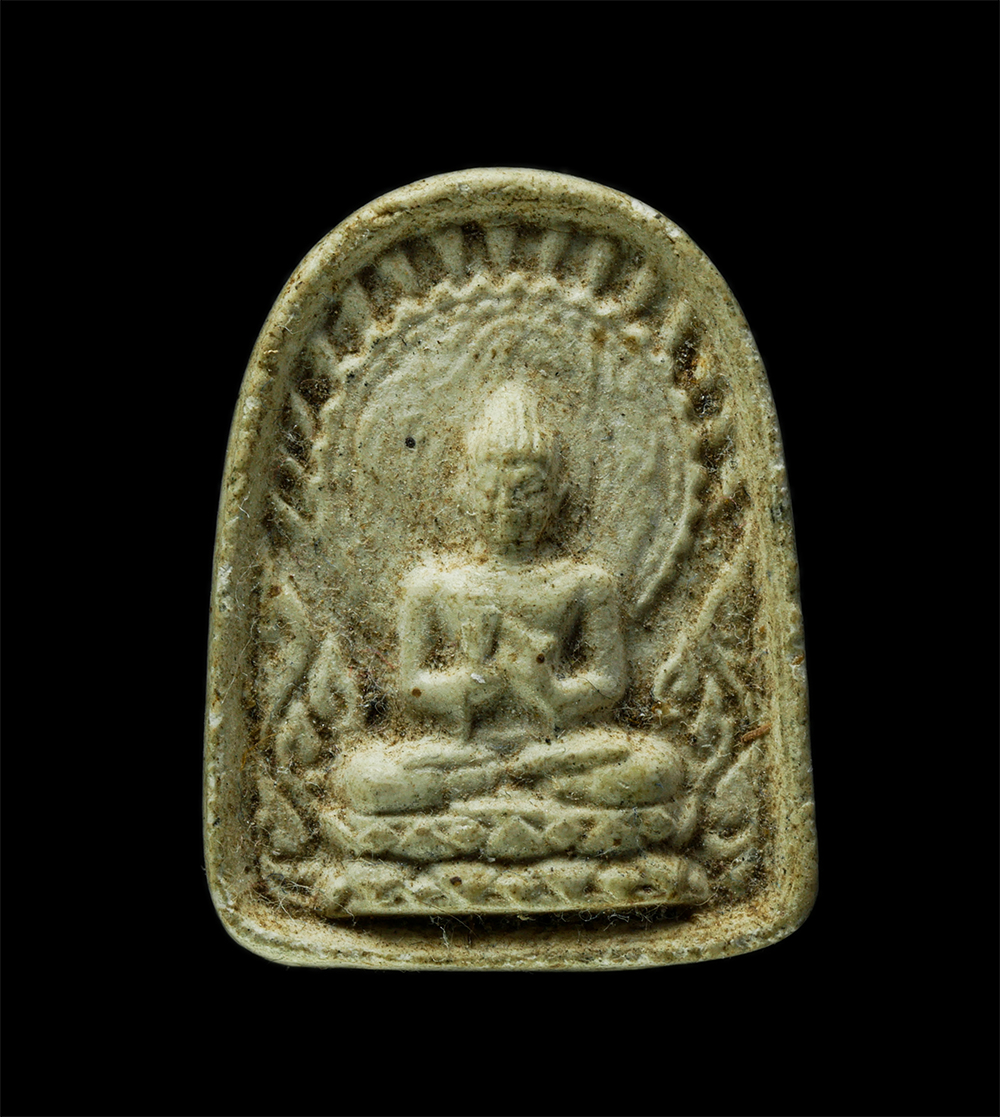 20Jan25 (79)p.jpg - พระพุทธปางปฐมเทศนา หลังธรรมจักร ลายเซ็นต์ วัดป่าหนองบัว ต.นาสนุ่น อ.ศรีเทพ จ.เพชรบูรณ์ เนื้อผงพุทธคุณ ผงว่าน พระเก่าสวย มวลสารดี | https://kamulet.in.th